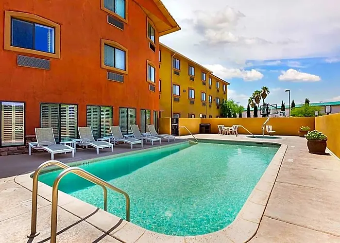 Hotel Western 3*